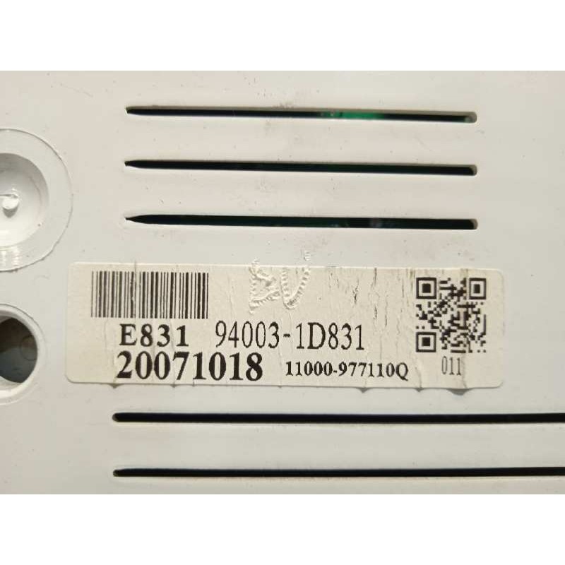 Recambio de cuadro instrumentos para kia carens (un) 2.0 crdi referencia OEM IAM 940031D831  
