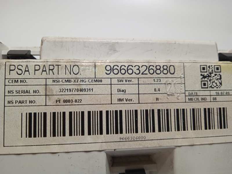 Recambio de cuadro instrumentos para citroën c5 berlina exclusive referencia OEM IAM 9666326880  