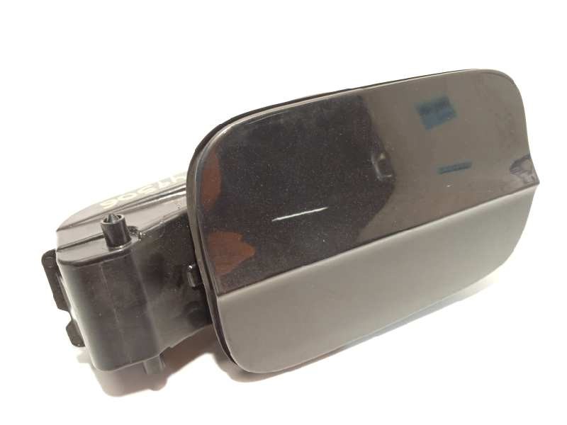 TAPA EXTERIOR COMBUSTIBLE 8V4809906 8V4809907AGRU 8V4809907A