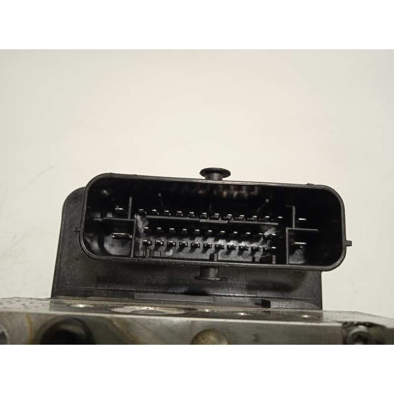 Recambio de abs para kia rio (yb) drive referencia OEM IAM 58920H8200 BE6003V102 MGH85ADBH6013V101