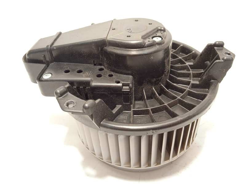 Recambio de motor calefaccion para toyota prius (nhw30) plug-in hybrid advance referencia OEM IAM 2727008083  8710305060