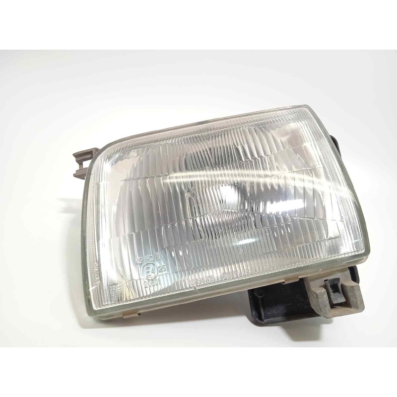 Recambio de faro izquierdo para nissan pick-up (d22) 2.5 diesel referencia OEM IAM 260653S200  