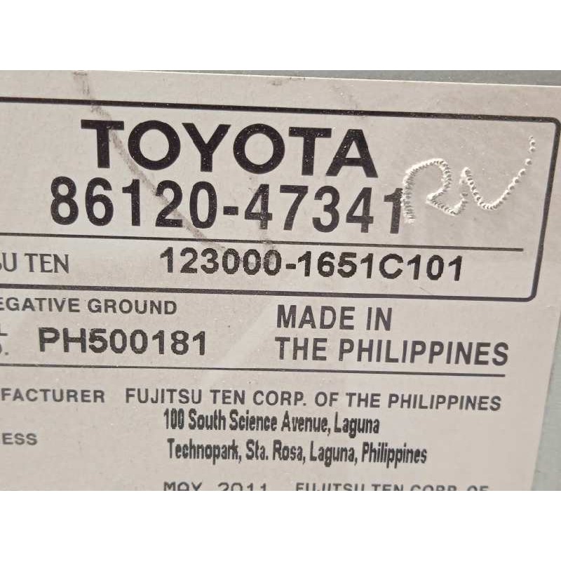 Recambio de sistema audio / radio cd para toyota prius (nhw30) plug-in hybrid advance referencia OEM IAM 8612047341  