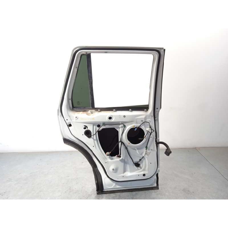Recambio de puerta trasera izquierda para land rover freelander (lr2) td4 s referencia OEM IAM LR005852  6H5224631AF