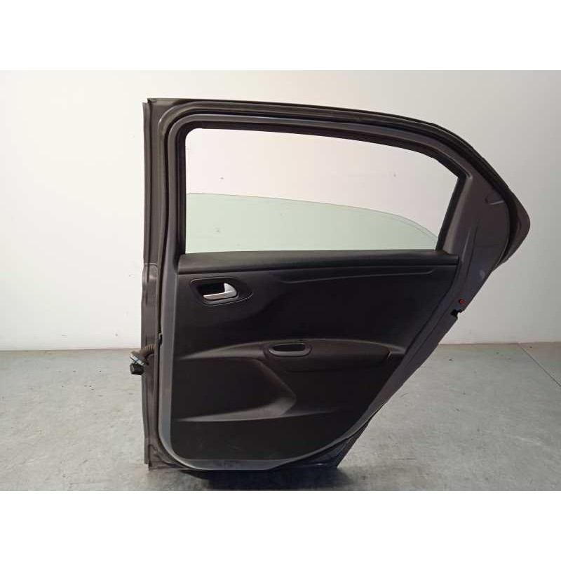 Recambio de puerta trasera derecha para citroën c-elysée shine referencia OEM IAM 9675190680  