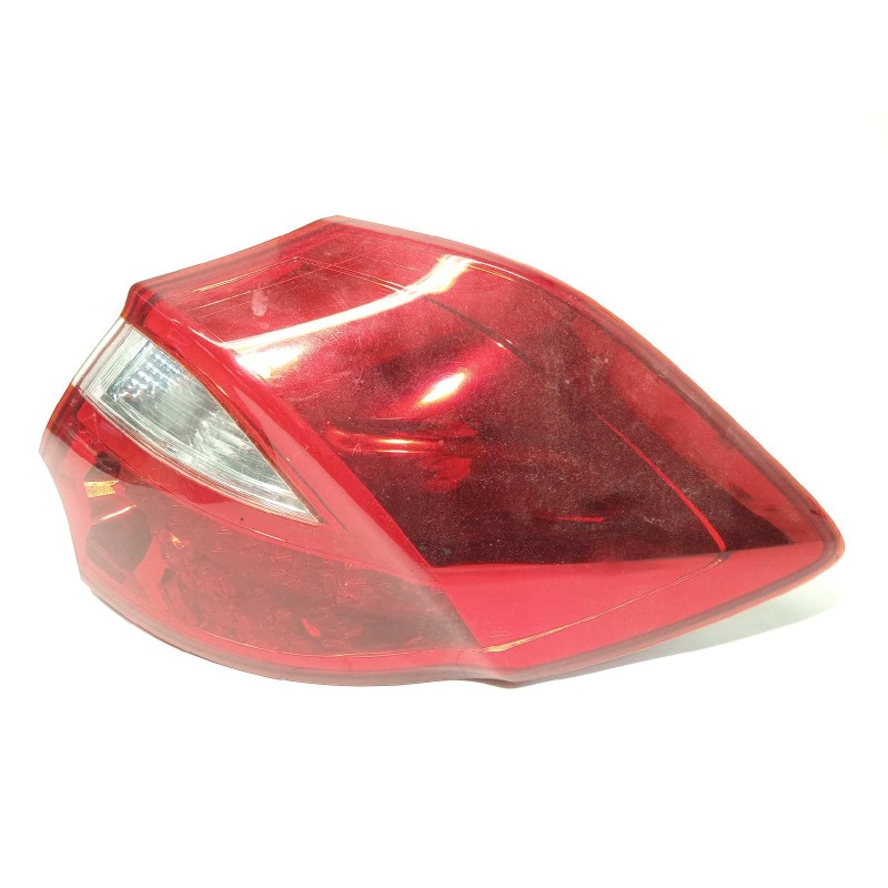 Recambio de piloto trasero derecho para kia cee´d drive referencia OEM IAM 92402A2200  