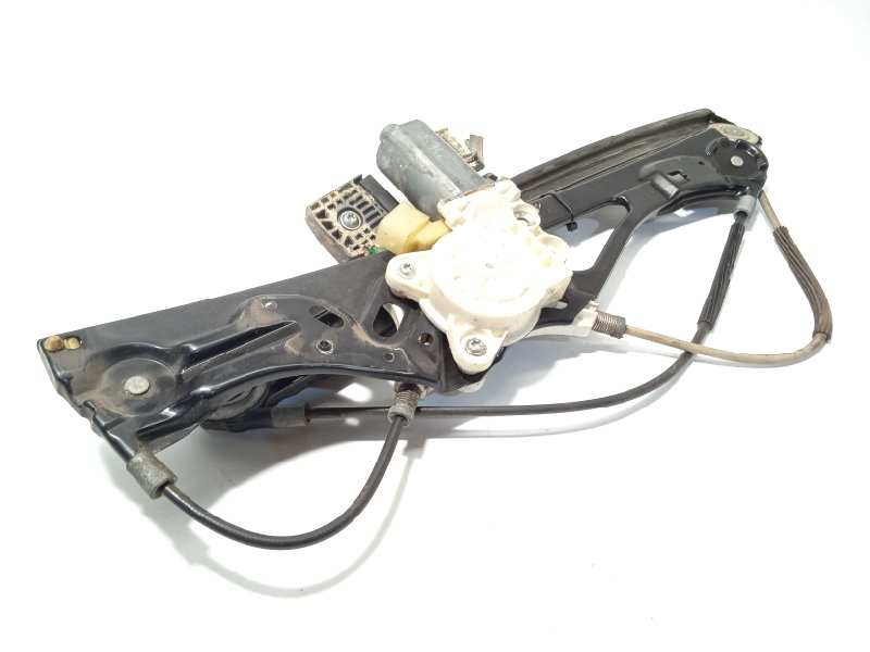 ELEVALUNAS DELANTERO DERECHO A2117200246 A2118203042