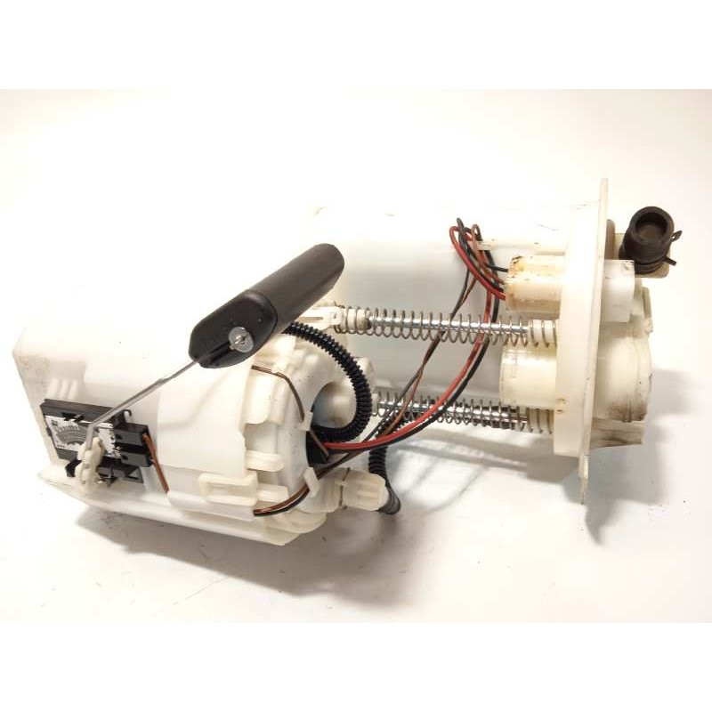 Recambio de bomba combustible para hyundai i20 active 1.4 referencia OEM IAM 31110C8000  