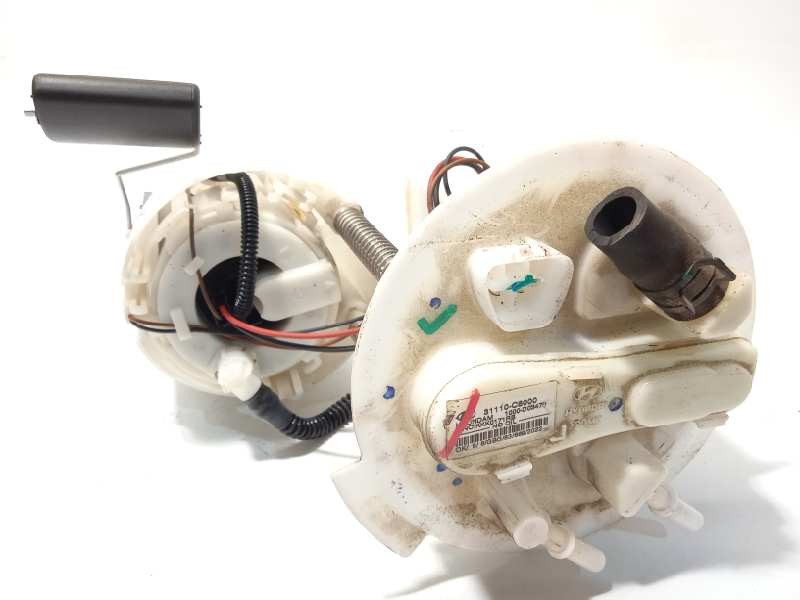 Recambio de bomba combustible para hyundai i20 active 1.4 referencia OEM IAM 31110C8000  