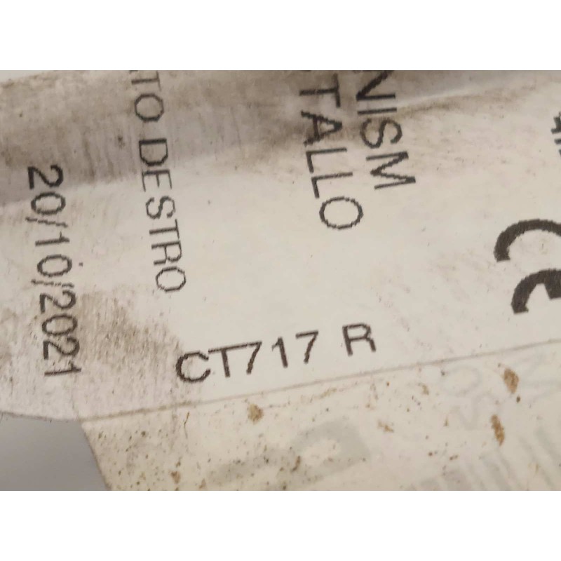 Recambio de elevalunas delantero derecho para citroën c3 live edition referencia OEM IAM CT717R  9222FP