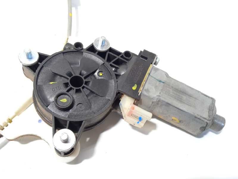 Recambio de elevalunas delantero derecho para hyundai i20 active 1.4 referencia OEM IAM 82402C7010 82404C7010 82460C7000