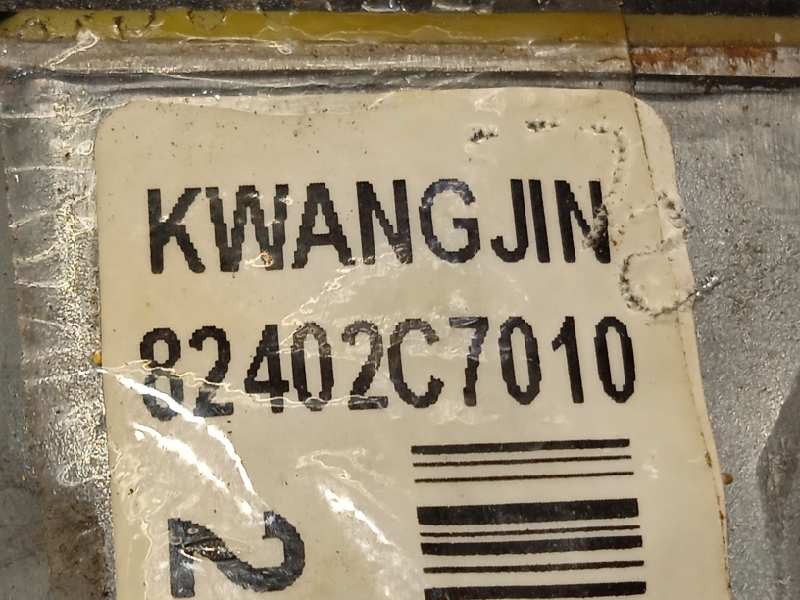 Recambio de elevalunas delantero derecho para hyundai i20 active 1.4 referencia OEM IAM 82402C7010 82404C7010 82460C7000