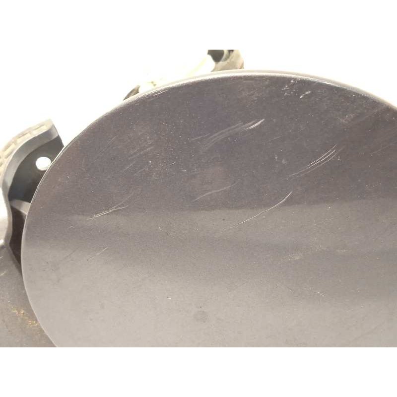 Recambio de tapa exterior combustible para hyundai i20 active 1.4 referencia OEM IAM 69510C7000  