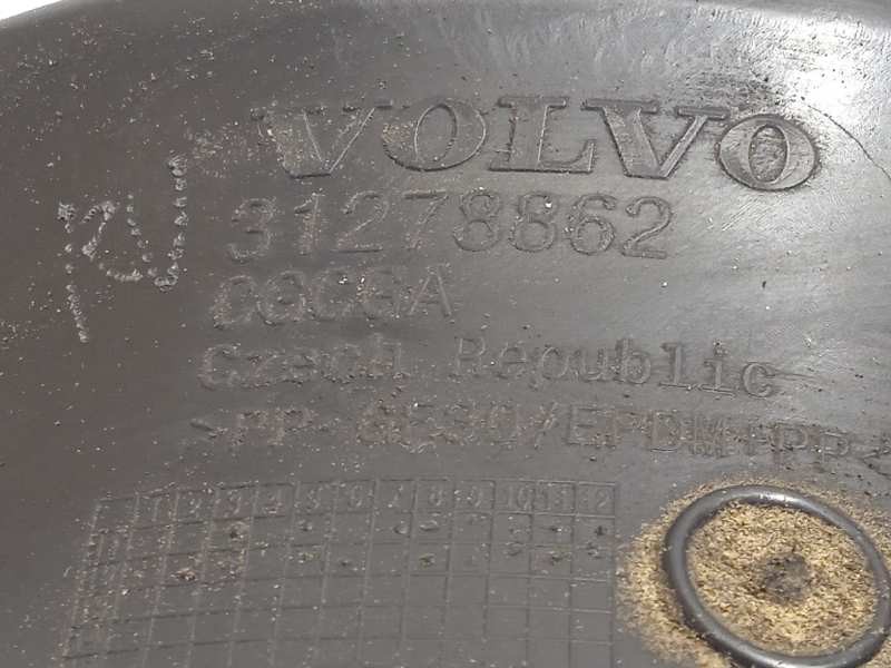 Recambio de tapa exterior combustible para volvo v40 basis referencia OEM IAM 31278862  31440253