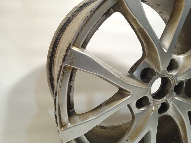 Recambio de llanta para audi a6 avant (4f2) 3.0 tdi quattro referencia OEM IAM 4F0601025CD  