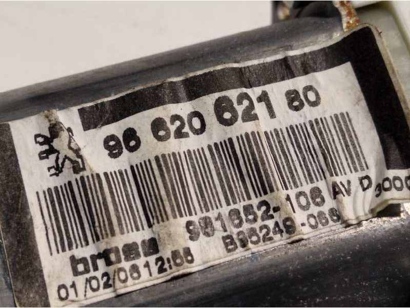 Recambio de elevalunas delantero derecho para peugeot 407 coupe 2.2 cat referencia OEM IAM 9662062180 1137328233 0130822259