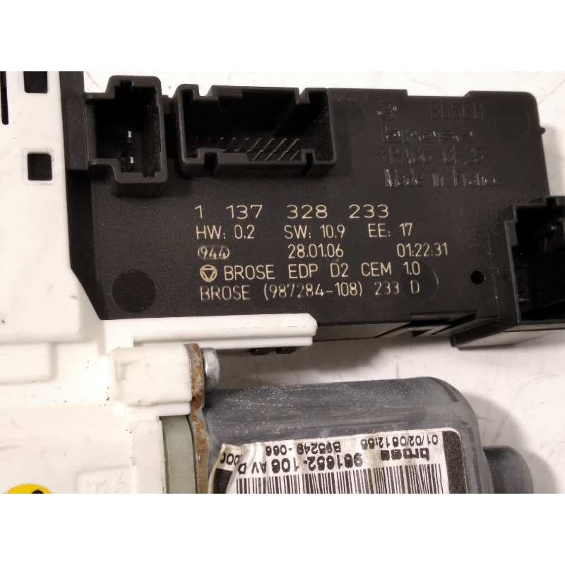 Recambio de elevalunas delantero derecho para peugeot 407 coupe 2.2 cat referencia OEM IAM 9662062180 1137328233 0130822259