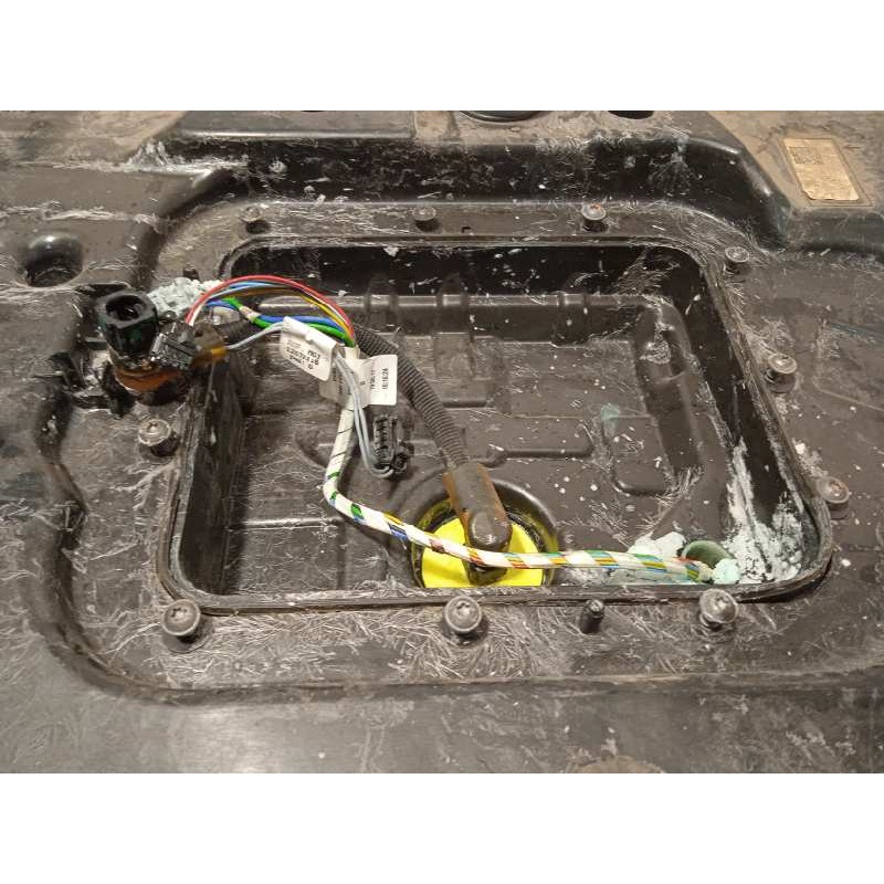 Recambio de deposito aditivo fap adblue para citroën c3 feel referencia OEM IAM 9810883580  