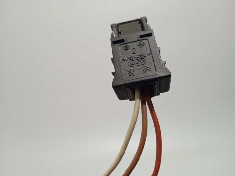 Recambio de retrovisor izquierdo para citroën c2 sx referencia OEM IAM 8149RN  