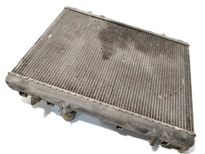 Recambio de radiador agua para peugeot 407 coupe 2.2 cat referencia OEM IAM 1330V3  