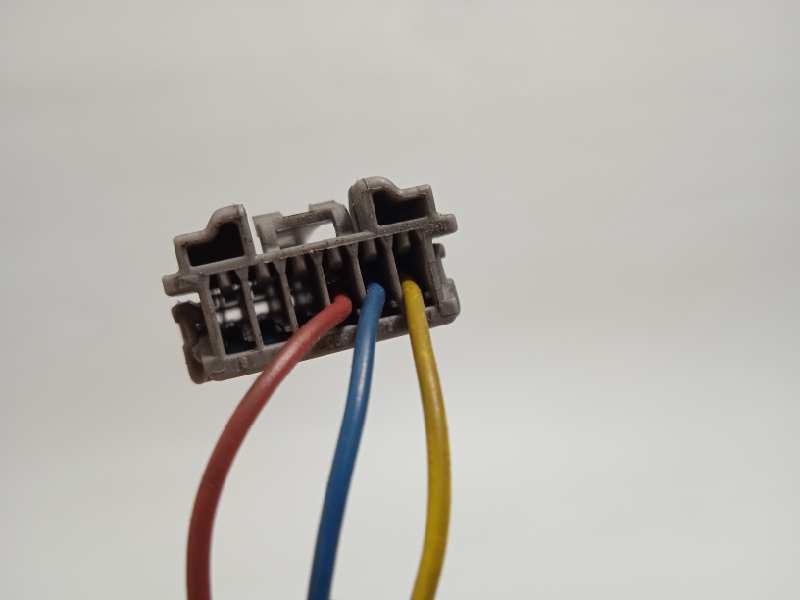 Recambio de retrovisor derecho para nissan micra (k12e) 1.4 cat referencia OEM IAM 96301AX901  