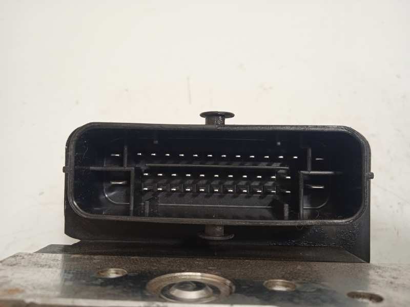 Recambio de abs para kia cee´d gt-line referencia OEM IAM 58920A2230 6158945200 A258920800