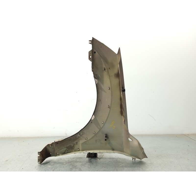 Recambio de aleta delantera derecha para kia sorento 2.5 crdi ex referencia OEM IAM 663213E141  