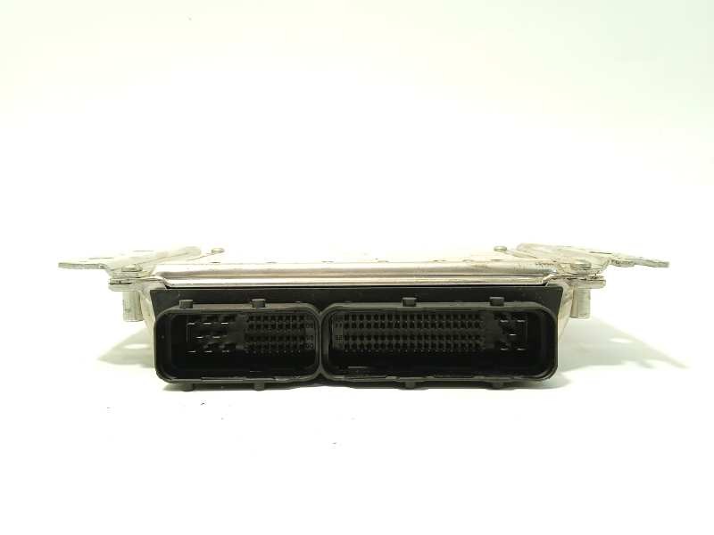 Recambio de centralita motor uce para kia sorento 2.5 crdi ex referencia OEM IAM 391004A810  0281011579
