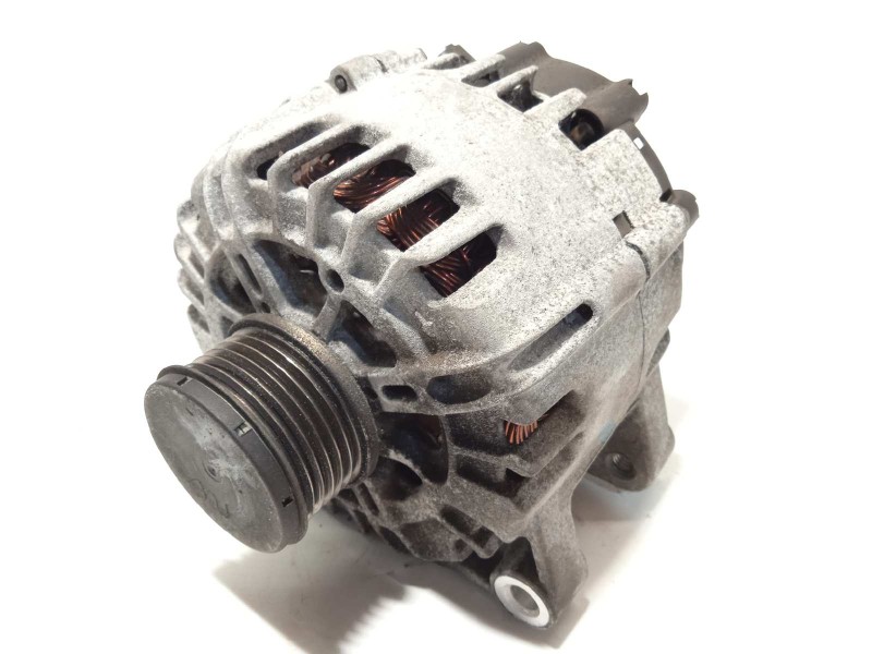 Recambio de alternador para citroën c4 lim. collection referencia OEM IAM 9678048880  TG15C189