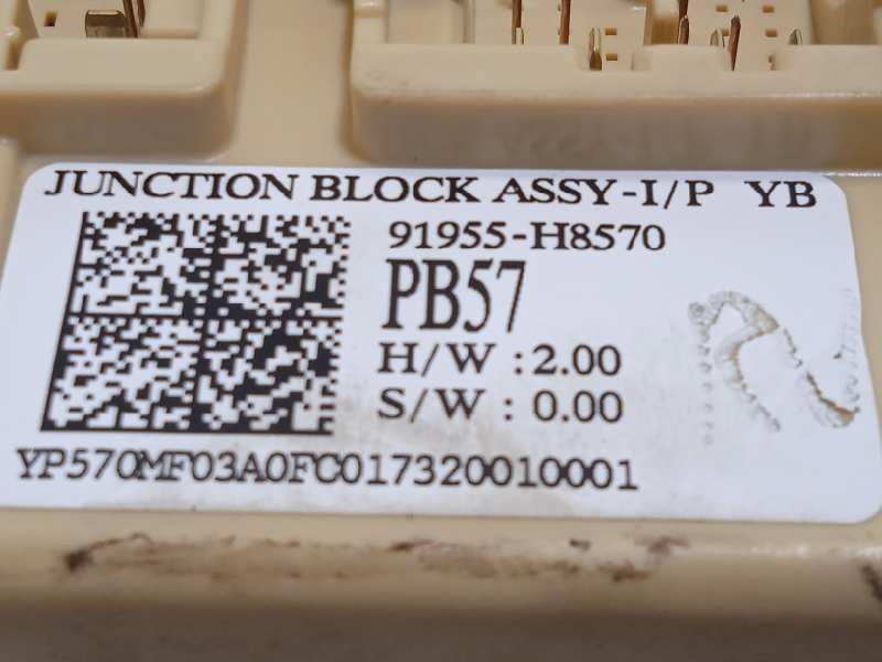 Recambio de caja reles / fusibles para kia stonic (ybcuv) 1.2 cat referencia OEM IAM 91955H8570  