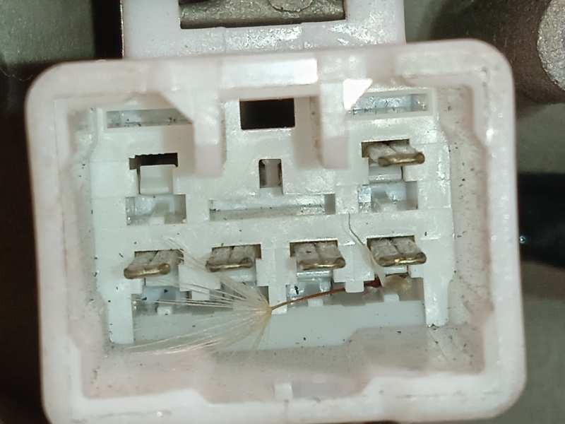 Recambio de retrovisor derecho para chevrolet kalos 1.4 sport referencia OEM IAM 96406525  