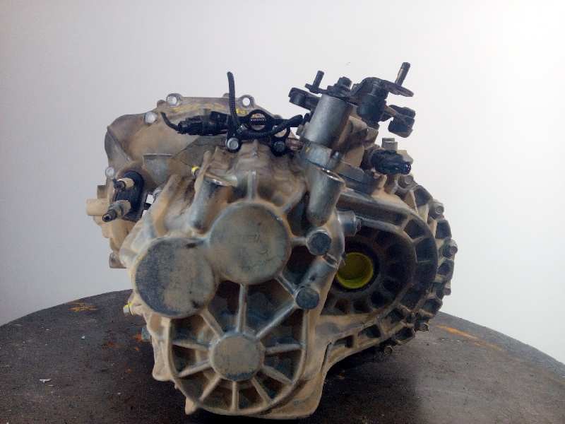 Recambio de caja cambios para hyundai tucson (jm) 2.0 crdi cat referencia OEM IAM S714JE  4300024381