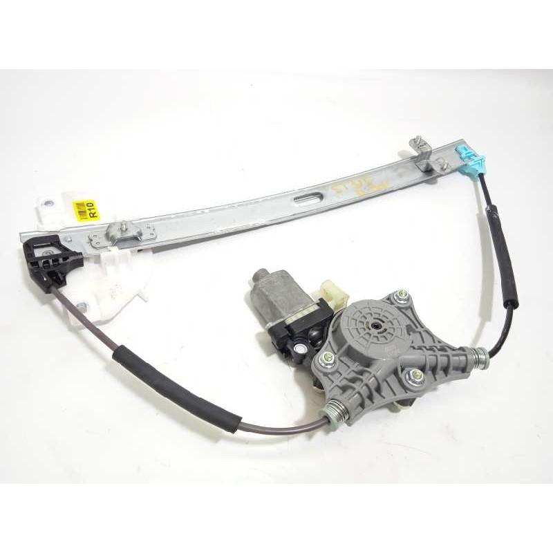 Recambio de elevalunas delantero derecho para kia stonic (ybcuv) 1.2 cat referencia OEM IAM 82460H8000  