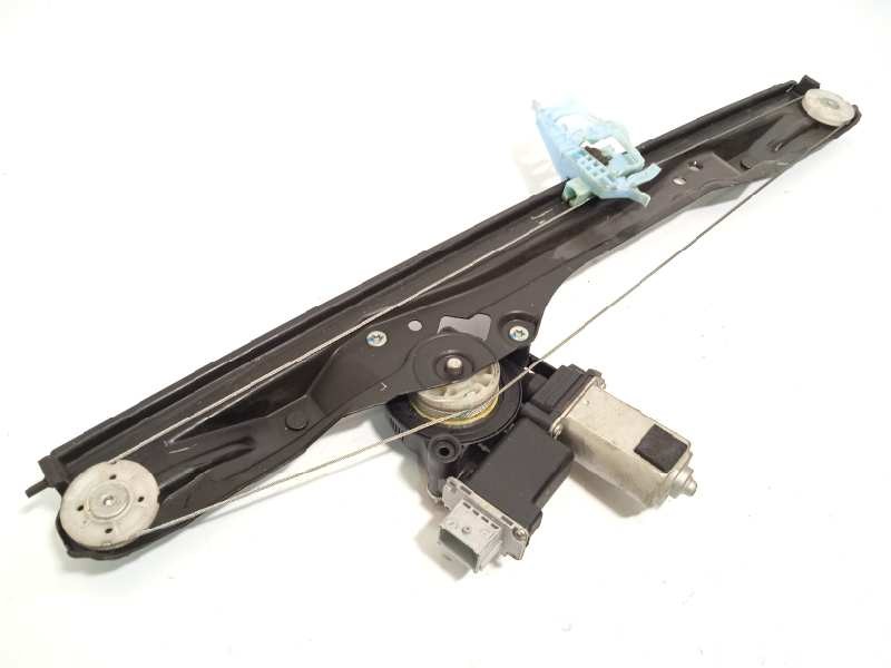 Recambio de elevalunas delantero derecho para opel combo d edition l1h1 referencia OEM IAM 51810879  