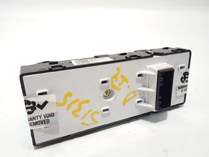 Recambio de mando elevalunas delantero izquierdo para kia stonic (ybcuv) 1.2 cat referencia OEM IAM 93570H8100WK  