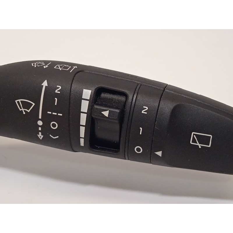 Recambio de mando intermitentes para kia stonic (ybcuv) 1.2 cat referencia OEM IAM 93403D4952  