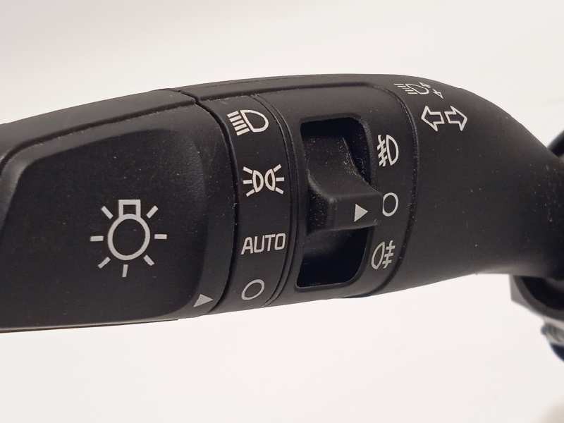 Recambio de mando intermitentes para kia stonic (ybcuv) 1.2 cat referencia OEM IAM 93403D4952  