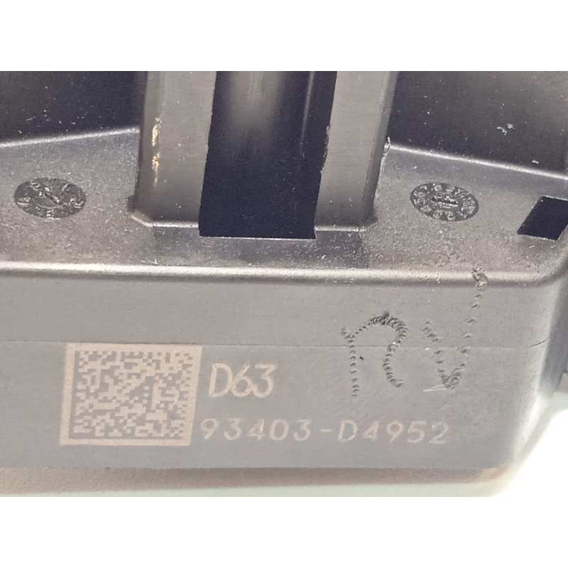 Recambio de mando intermitentes para kia stonic (ybcuv) 1.2 cat referencia OEM IAM 93403D4952  