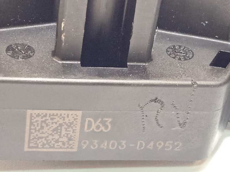 Recambio de mando intermitentes para kia stonic (ybcuv) 1.2 cat referencia OEM IAM 93403D4952  