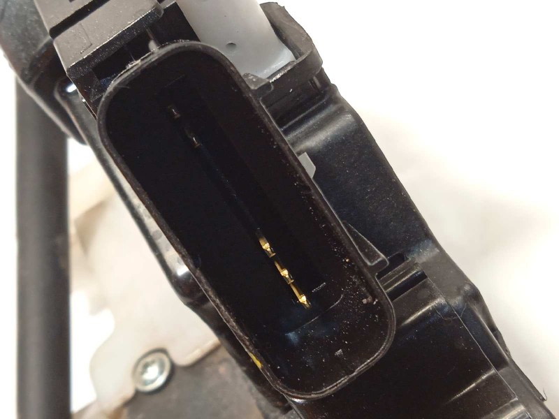 Recambio de cerradura puerta delantera derecha para kia carens ( ) basic referencia OEM IAM 81320A4010  