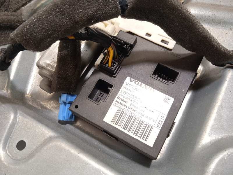 Recambio de elevalunas delantero izquierdo para volvo s40 berlina 2.0 diesel cat referencia OEM IAM 30710486  30773901AA