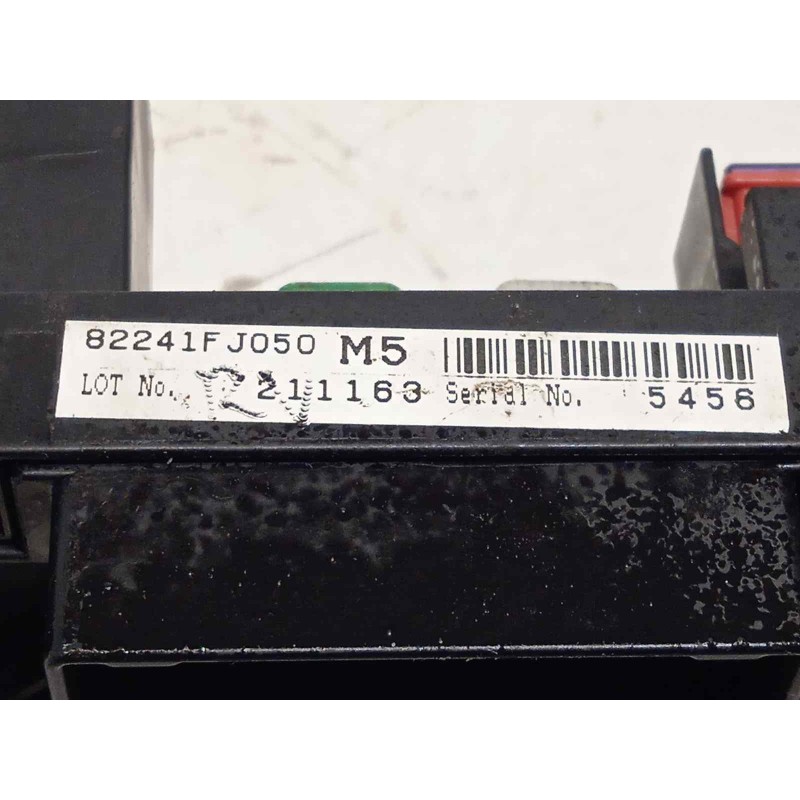 Recambio de caja reles / fusibles para subaru impreza g13 1.6 cat referencia OEM IAM 82241FJ050  