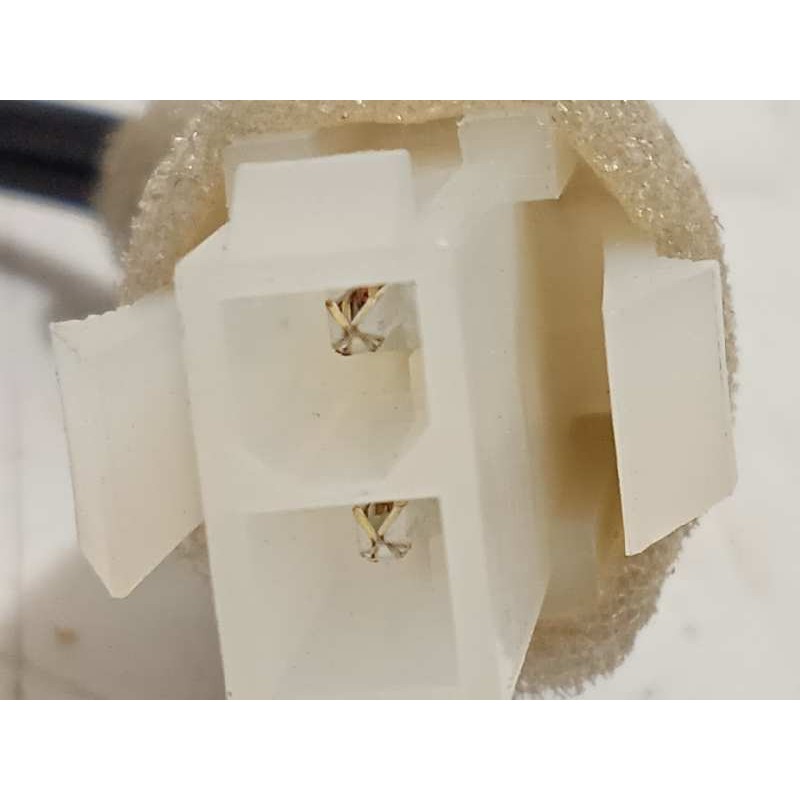 Recambio de parasol derecho para nissan leaf referencia OEM IAM 964004MA5D  