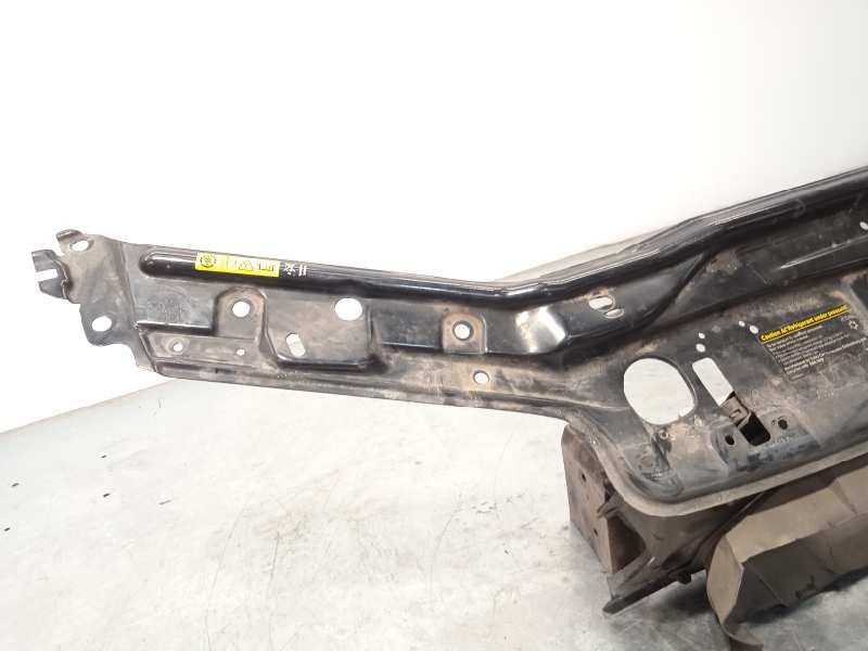 Recambio de panel frontal para volvo xc70 d5 awd kinetic (136kw) referencia OEM IAM 30655380  