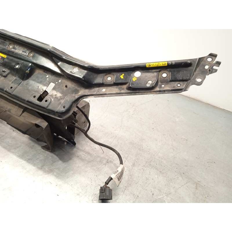 Recambio de panel frontal para volvo xc70 d5 awd kinetic (136kw) referencia OEM IAM 30655380  