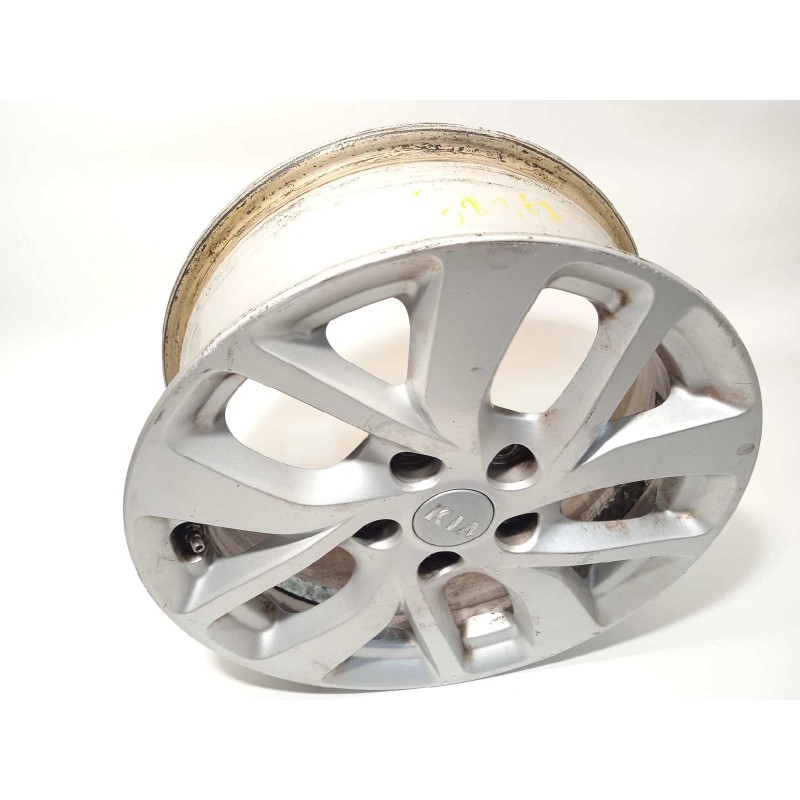 Recambio de llanta para kia carens ( ) basic referencia OEM IAM 52910A4650  