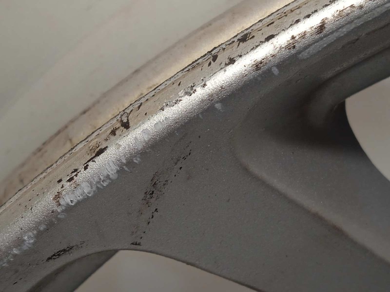 Recambio de llanta para kia carens ( ) basic referencia OEM IAM 52910A4650  