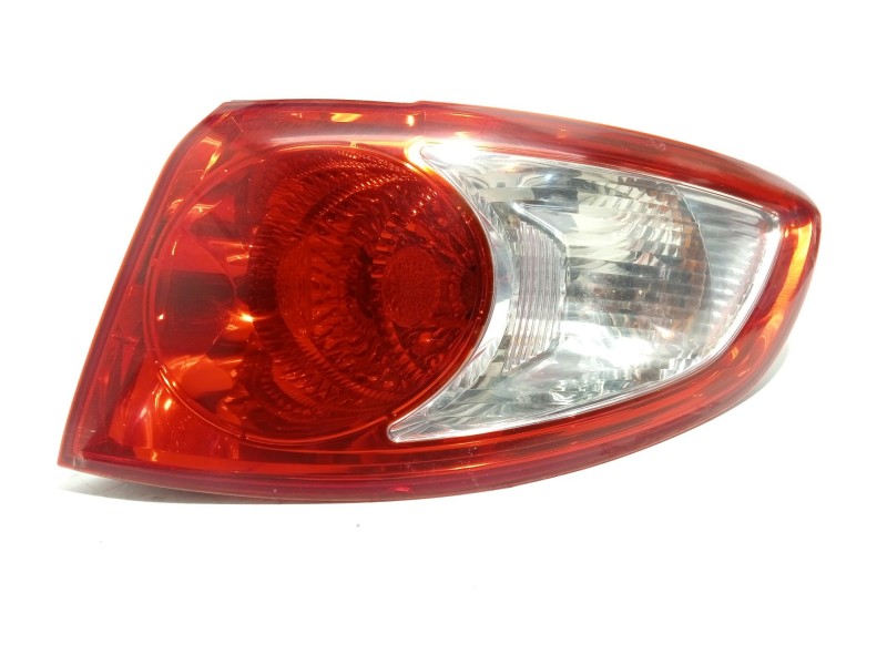 PILOTO TRASERO DERECHO 924022B020 