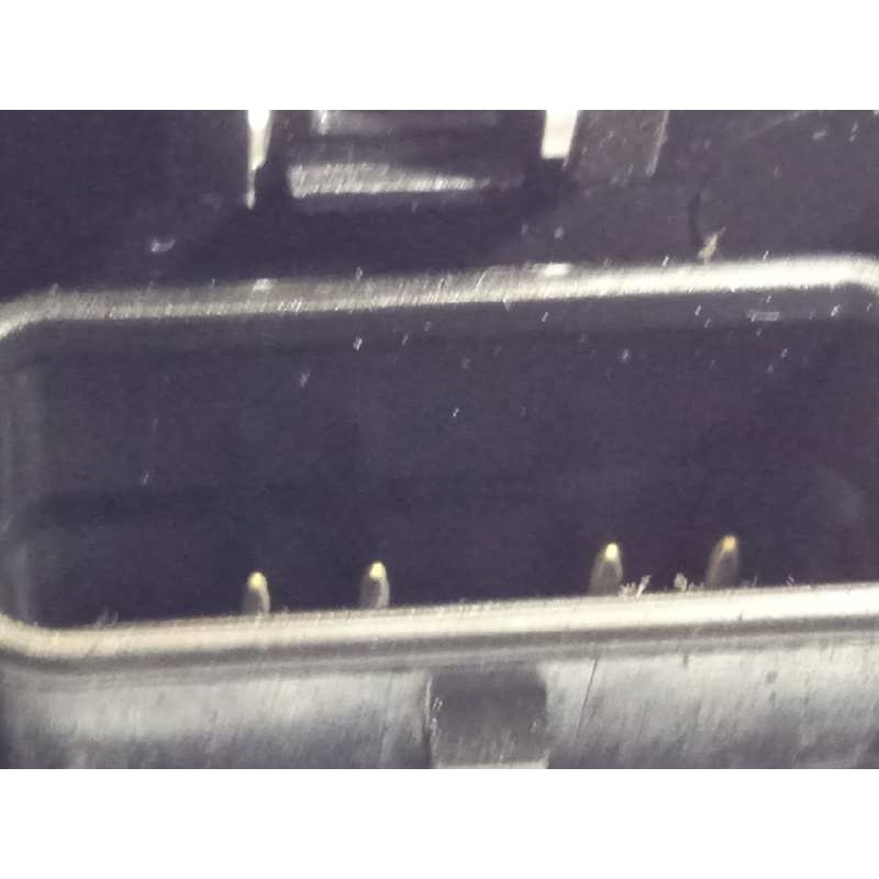 Recambio de cerradura puerta delantera derecha para renault scenic iv 1.3 tce referencia OEM IAM 805021579R  16943003