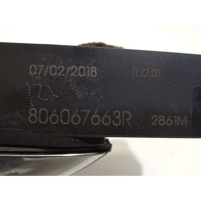 Recambio de maneta exterior trasera derecha para renault scenic iv 1.3 tce referencia OEM IAM 806067663R  